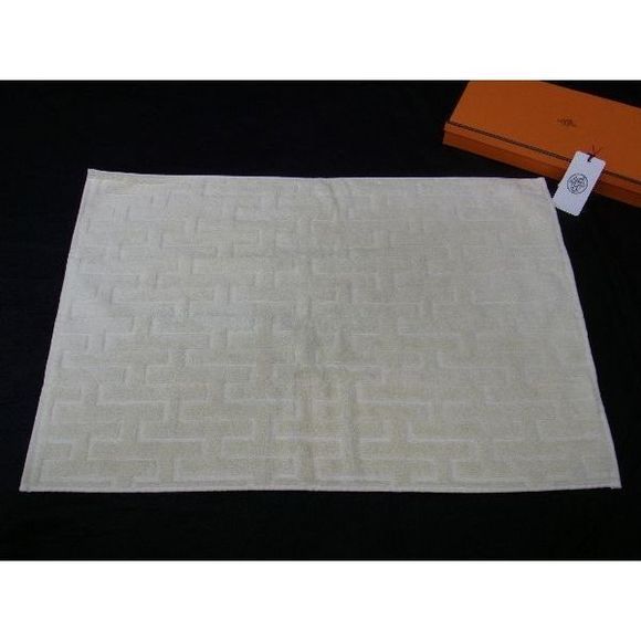 Hermes Stearns 100% Cotton Face Towel Hand Towel Ivory Tone...